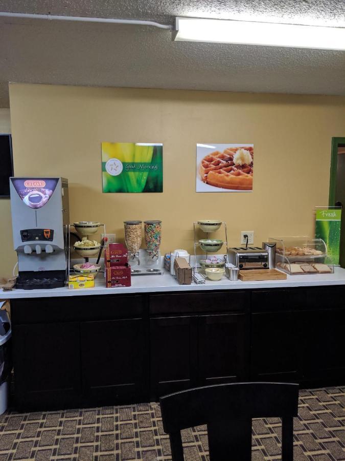 Quality Inn Вінсенс Екстер'єр фото